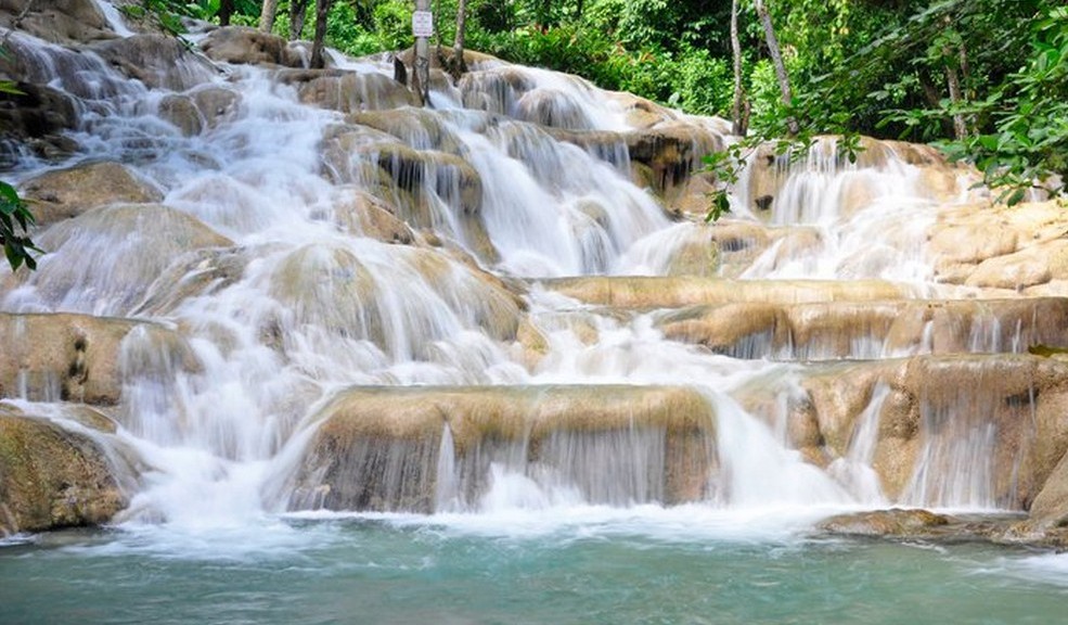 Cascades de la rivière Dunn en Jamaique
